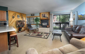 Pine Ridge 10B Slope Condo Walk to Downtown and Ski Lift Breckenridge